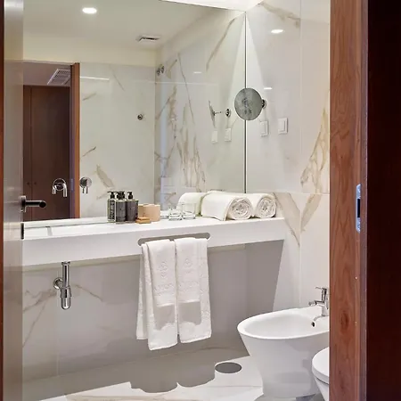 The Vinea Collection By Piamonte Monção